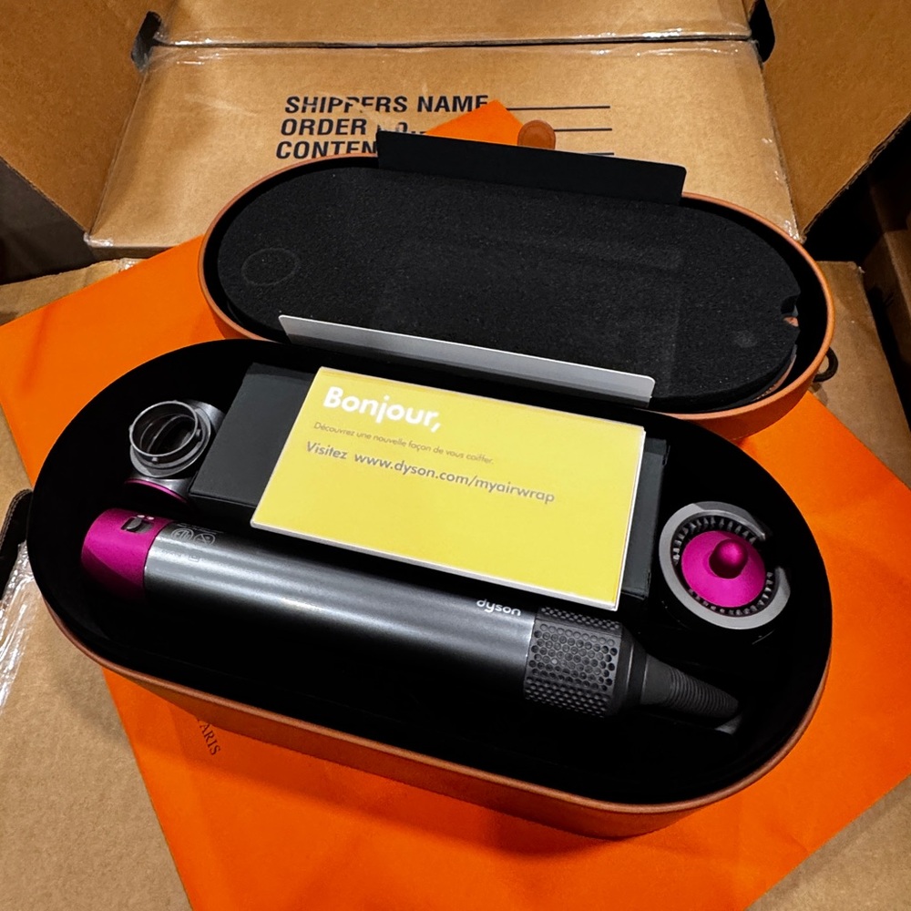 Dyson Hair Tool in Gray and Pink